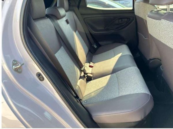 2021 Toyota Yaris HYBRID-Z Carousel 6