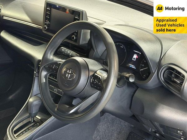 2021 Toyota Yaris Hybrid X Carousel 6