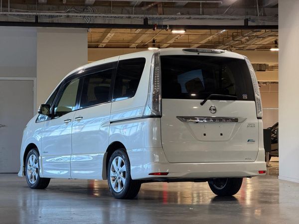 2013 Nissan Serena Highway Star S-Hybrid V Selection Carousel 15
