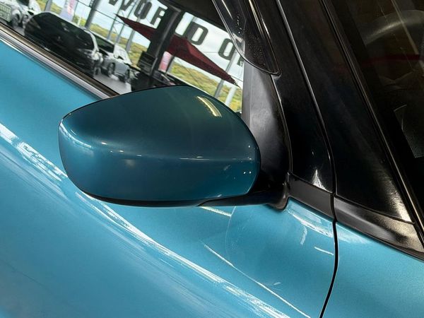 2017 Suzuki Swift XG Limited Carousel 3