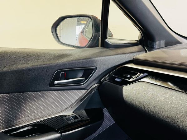 2020 Toyota C-HR (G-T)-Grade Carousel 7