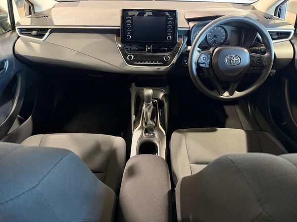 2020 Toyota Corolla Touring Hybrid G-X Plus Carousel 3