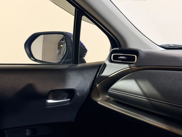 2021 Toyota Aqua Z-GRADE Carousel 4