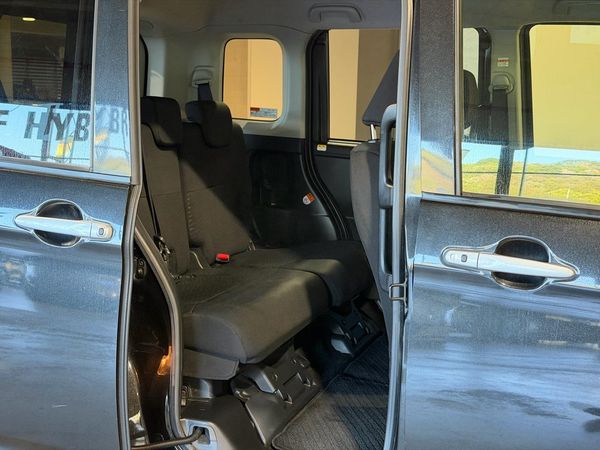 2018 Toyota Roomy G-GRADE