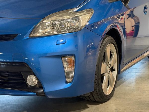 2013 Toyota Prius S -Touring Selection Mycoorde Carousel 13