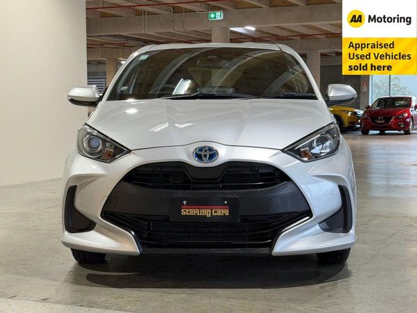 2021 Toyota Yaris Hybrid X Carousel 11