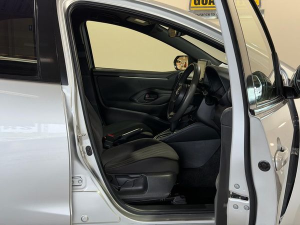 2021 Toyota Yaris Hybrid X Carousel 8