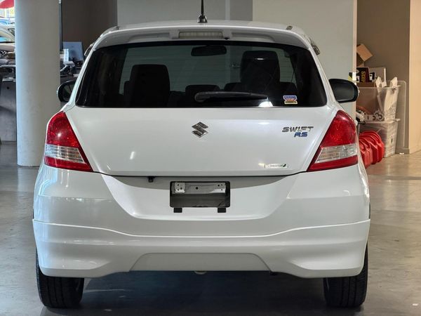 2015 Suzuki Swift RS Carousel 15