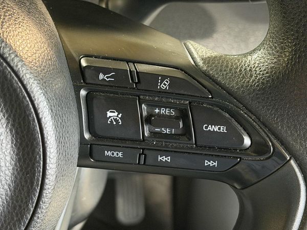 2021 Toyota Yaris Hybrid X Carousel 8