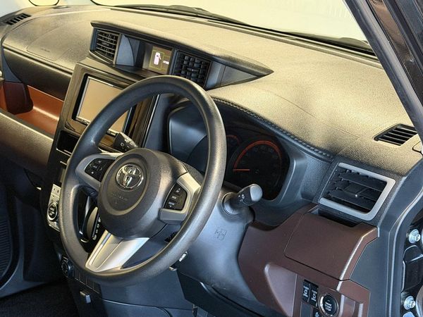 2018 Toyota Roomy G-GRADE Carousel 15