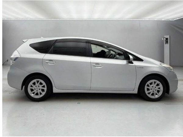 2012 Toyota Prius ALPHA G-GRADE Carousel 6