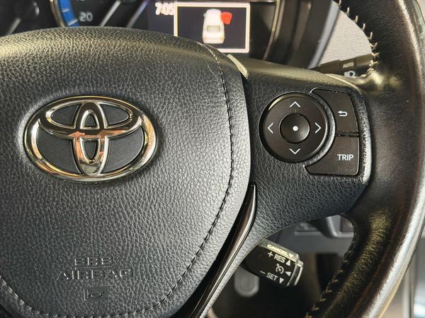 2018 Toyota Corolla G-WXB GRADE Carousel 7