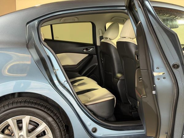 2014 Mazda Axela Hybrid S-L Package Carousel 10