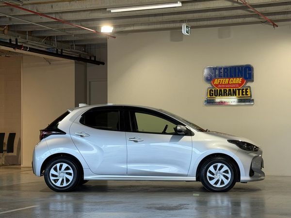 2020 Toyota Yaris Hybrid X Carousel 1