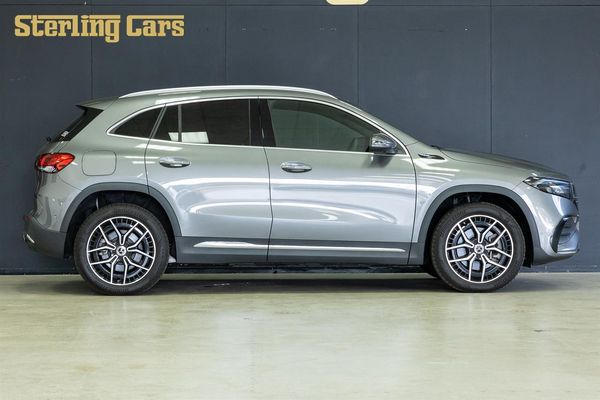 2021 Mercedes-Benz EQA EQA250 AMG-Line Carousel 11