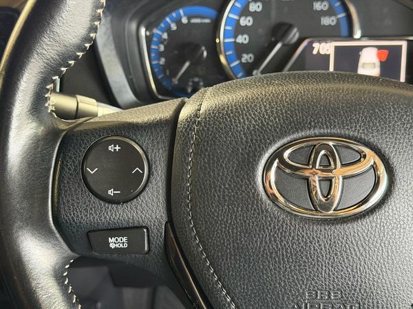2018 Toyota Corolla G-WXB GRADE Carousel 8