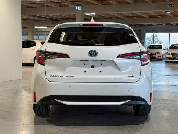 2021 Toyota Corolla Touring Hybrid-S Carousel 16