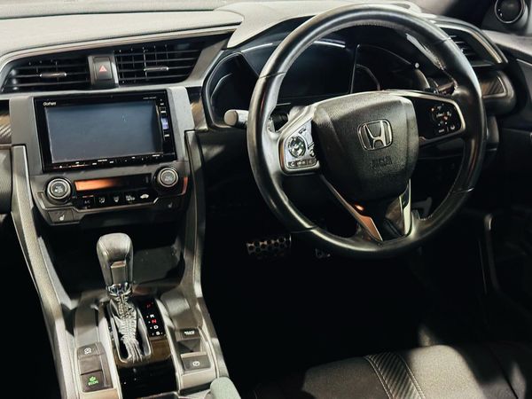 2019 Honda Civic Hatchback Carousel 5