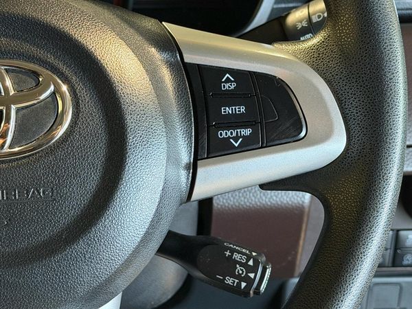 2018 Toyota Roomy G-GRADE Carousel 17