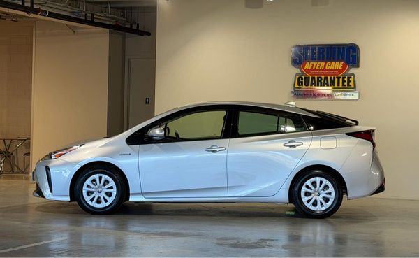 2020 Toyota Prius S -Grade Carousel 14