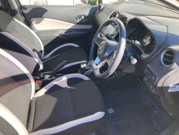 2017 Nissan Note E-Power X Carousel 4