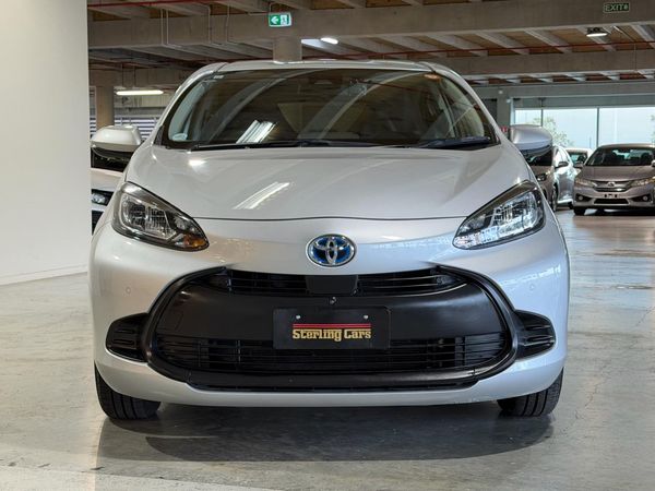 2021 Toyota Aqua X-GRADE Carousel 11