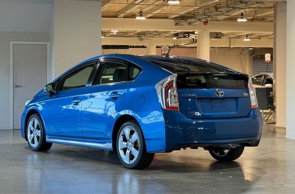 2013 Toyota Prius S -Touring Selection Mycoorde Carousel 15