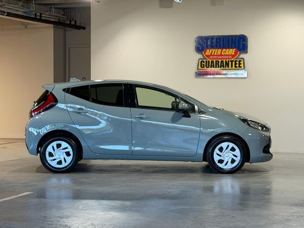 2022 Toyota Aqua X-GRADE Carousel 12