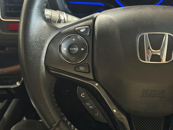 2014 Honda Vezel Hybrid Z Carousel 7