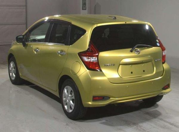 2017 Nissan Note E-Power X Carousel 3