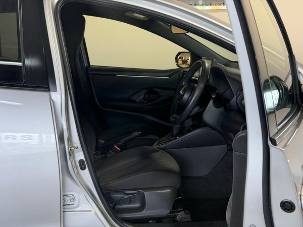 2021 Toyota Yaris Hybrid X Carousel 9