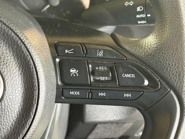 2021 Toyota Yaris Hybrid X Carousel 8