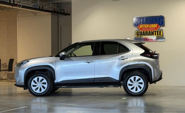 2021 Toyota Yaris Cross HYBRID-X Carousel 14