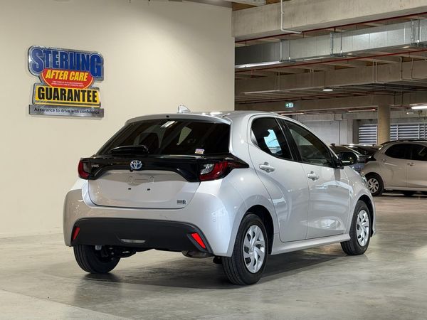 2021 Toyota Yaris Hybrid X Carousel 18