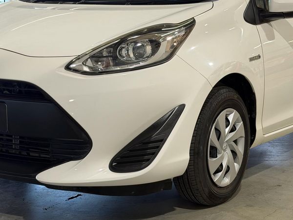 2019 Toyota Aqua L-Grade Carousel 10