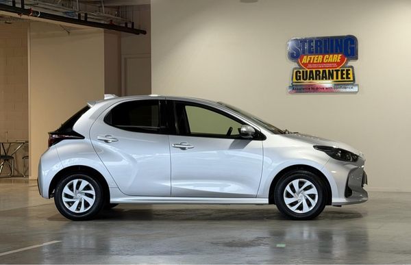 2021 Toyota Yaris Hybrid X Carousel 17