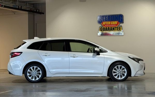 2021 Toyota Corolla Touring Hybrid-S Carousel 1