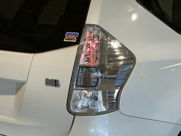 2013 Toyota Prius ALPHA S-TOURING Carousel 19