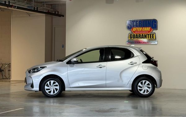 2021 Toyota Yaris Hybrid X Carousel 12