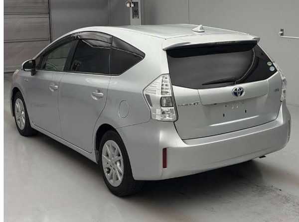 2012 Toyota Prius ALPHA G-GRADE Carousel 4