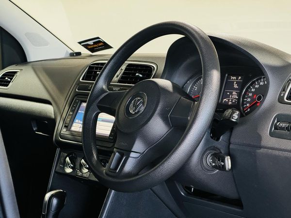 2012 Volkswagen Polo TSI Comfortline B Motion Carousel 1