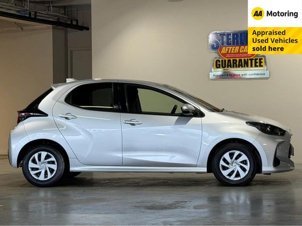 2021 Toyota Yaris Hybrid X Carousel 1