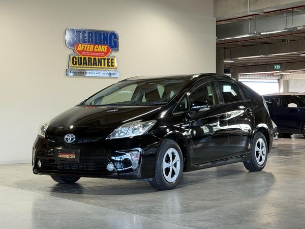 2015 Toyota Prius S -Grade Carousel 12