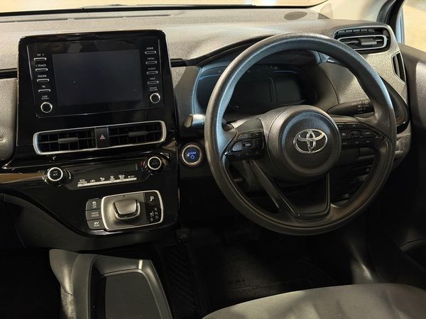 2022 Toyota Aqua X-GRADE Carousel 4