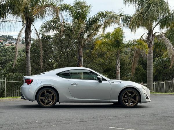 2012 Toyota GT86 Carousel 1