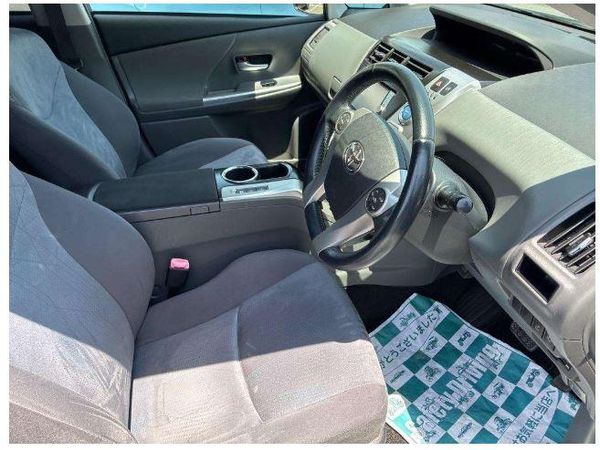2012 Toyota Prius ALPHA G-GRADE Carousel 7