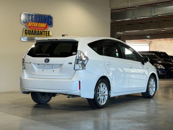2013 Toyota Prius ALPHA S-TOURING Carousel 18