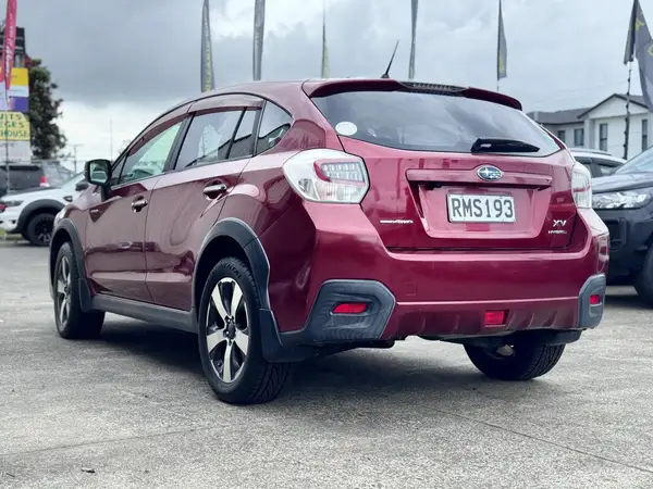 2013 Subaru Xv 2.0L Ei Hybrid 4WD Carousel 3