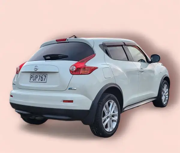 2012 Nissan JUKE Carousel 4