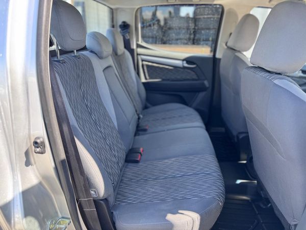 2016 Holden Colorado LT DC PU 2.8D/6MT/UT Carousel 7